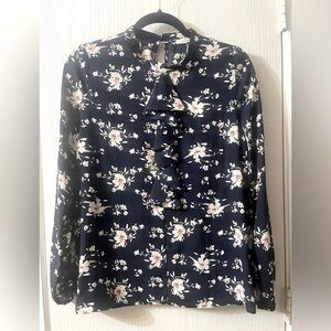 🛍️NWT Pleione Small Navy Floral Ruffle Blouse